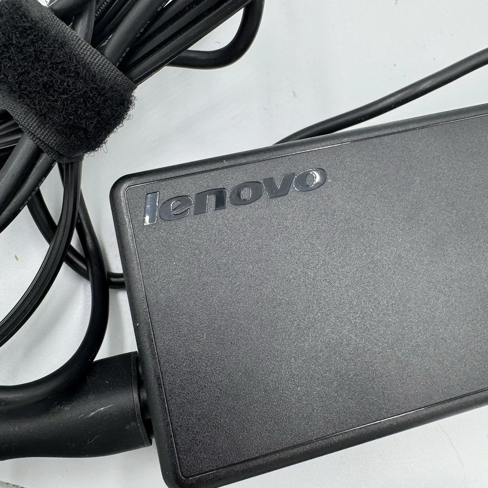 Genuine Lenovo Thinkpad ACAdapter Charger aDL135ND3A